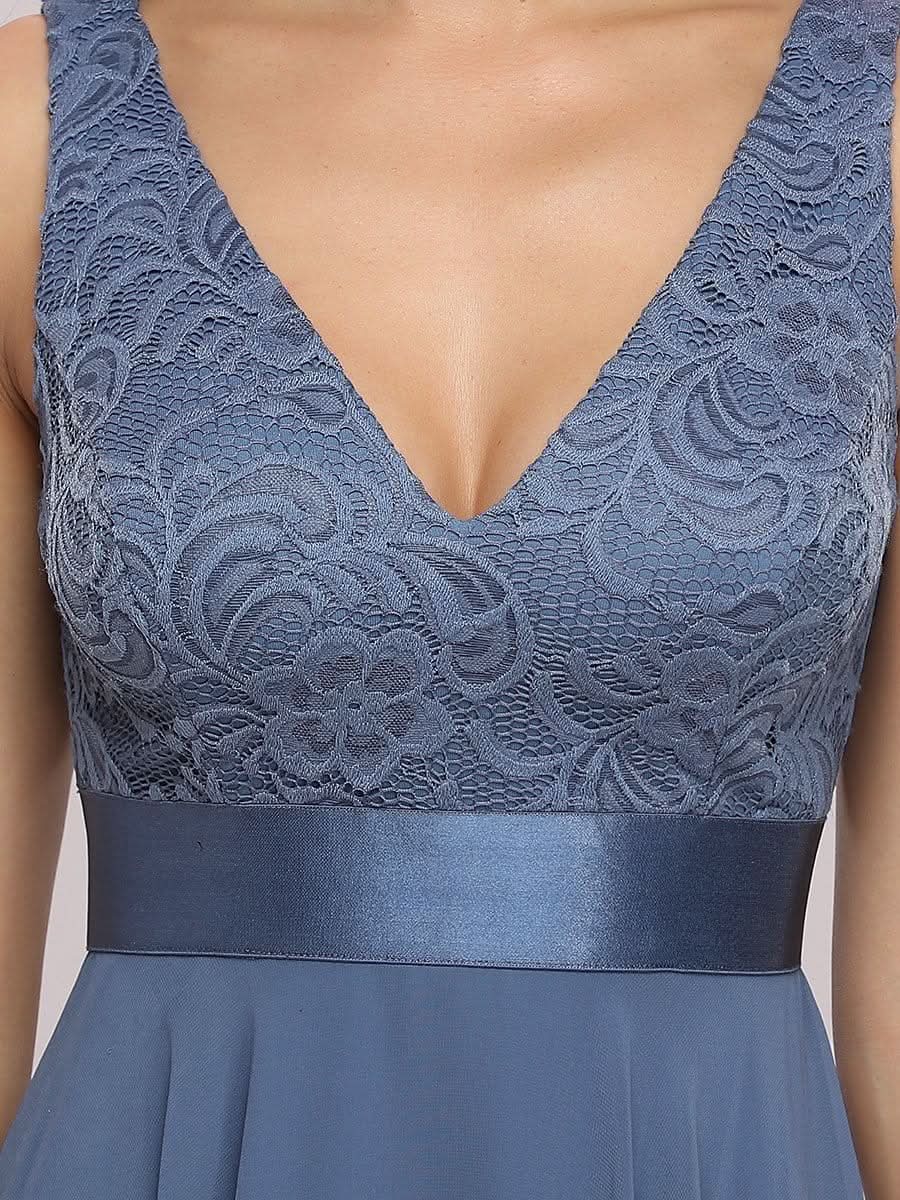 V-Ausschnitt Spitze Knielang Hochzeitsgast Kleider #farbe_Dusty Navy