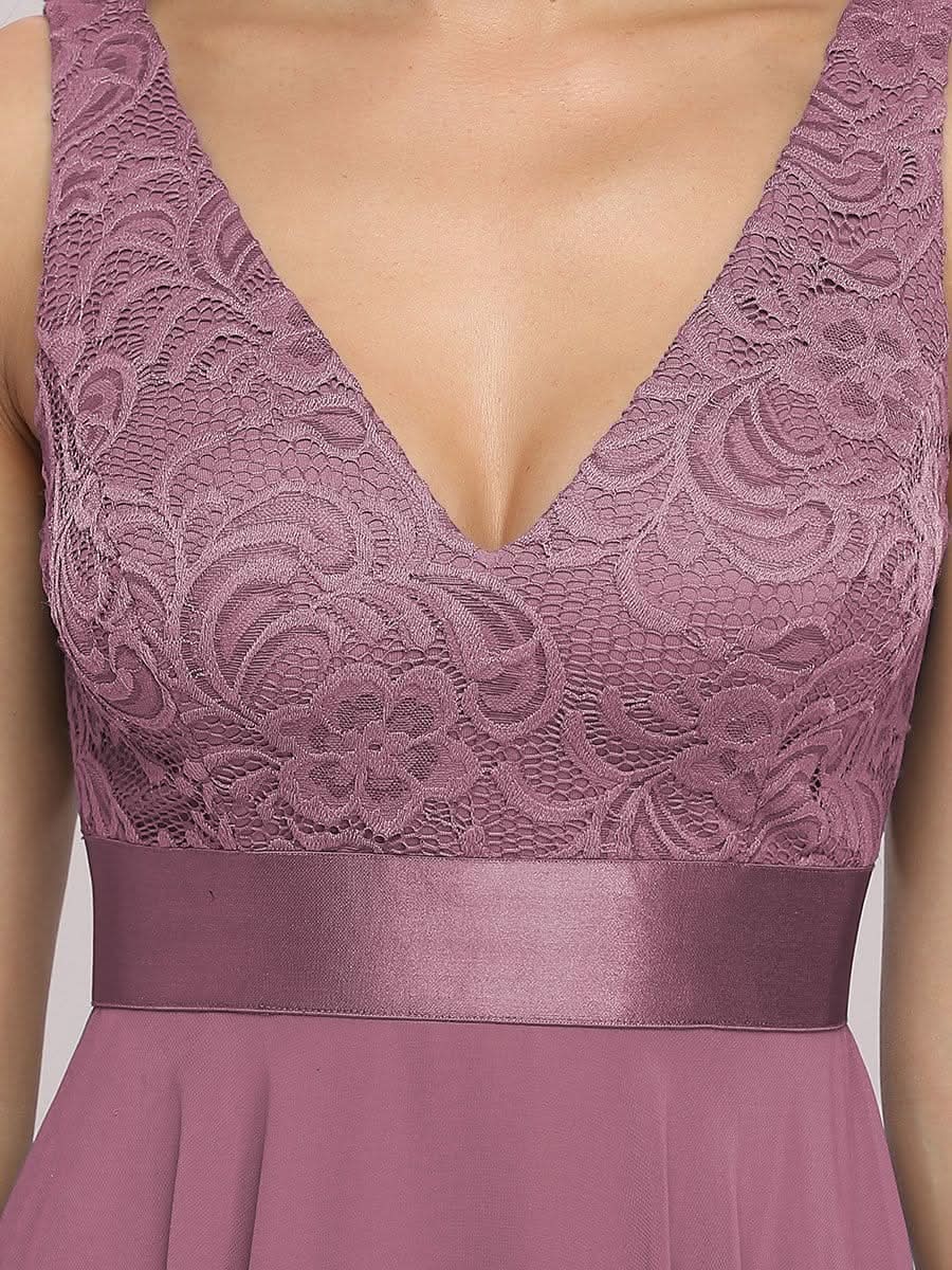 Kurz Spitzen Cocktailkleid mit V-Ausschnitt #farbe_Orchid