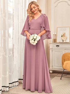 Größe Nach Maß Elegante V-Ausschnitt Flowy Chiffon Brautjungfernkleider mit Wraps 00638