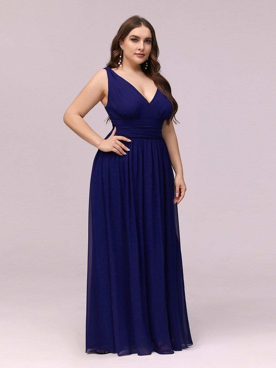 Ärmelloser Chiffon mit V-Ausschnitt Kleider Für HochzeitsgÄste in Große Größen #farbe_Koenigsblau